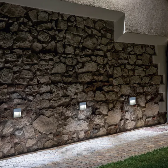 FOCO MURO SOBREPUESTO 2W 3000K ILUMAT APLICACIÓN